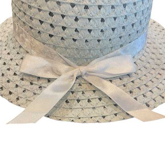 💙Charming Light Blue Girl’s Hat with White Bow🎀 2 available matching hats - Picture 4 of 4